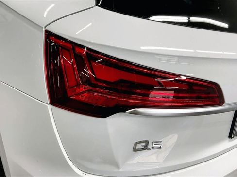 Used 2023 Audi Q5 2.0T Premium Plus w/ Premium Plus Package image 29