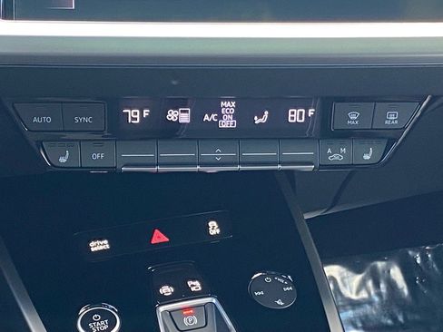 Used 2024 Audi Q4 e-tron Premium Plus w/ Premium Plus image 9