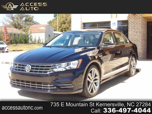Used 2017 Volkswagen Passat 1.8T R-Line FWD image 1