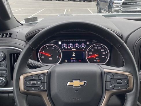 Used 2023 Chevrolet Silverado 2500 High Country w/ Z71 Off-Road Package image 15