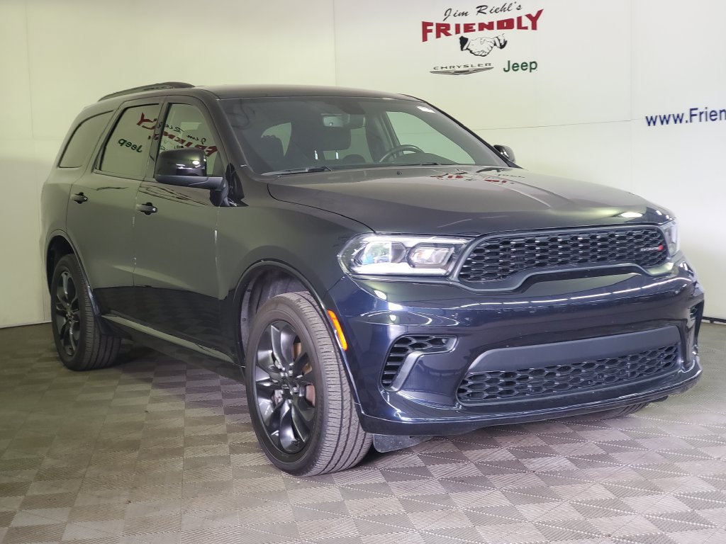 Used 2024 Dodge Durango GT w/ Blacktop Package AWD/4WD image 2