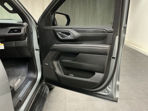 Used 2024 Chevrolet Tahoe RST w/ RST Performance Edition AWD/4WD image 39