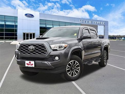 Used 2021 Toyota Tacoma TRD Sport image 1