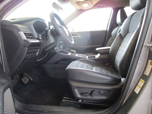 Used 2024 Mitsubishi Outlander SE image 22