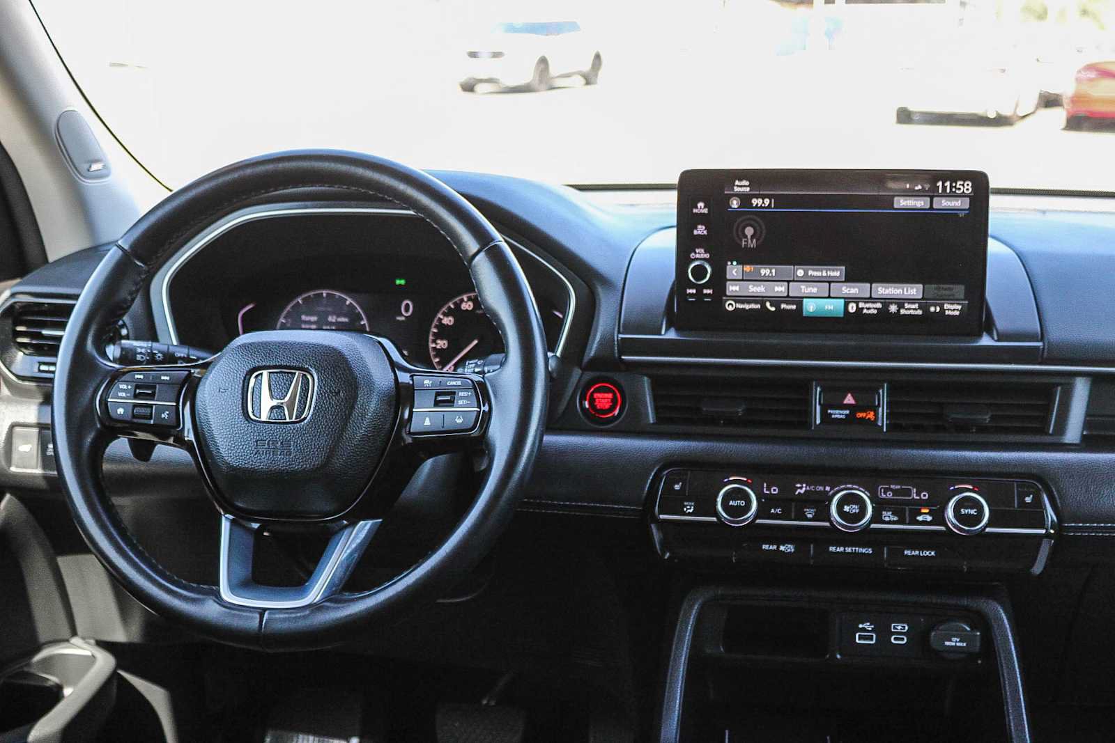 Certified 2024 Honda Pilot Touring image 13