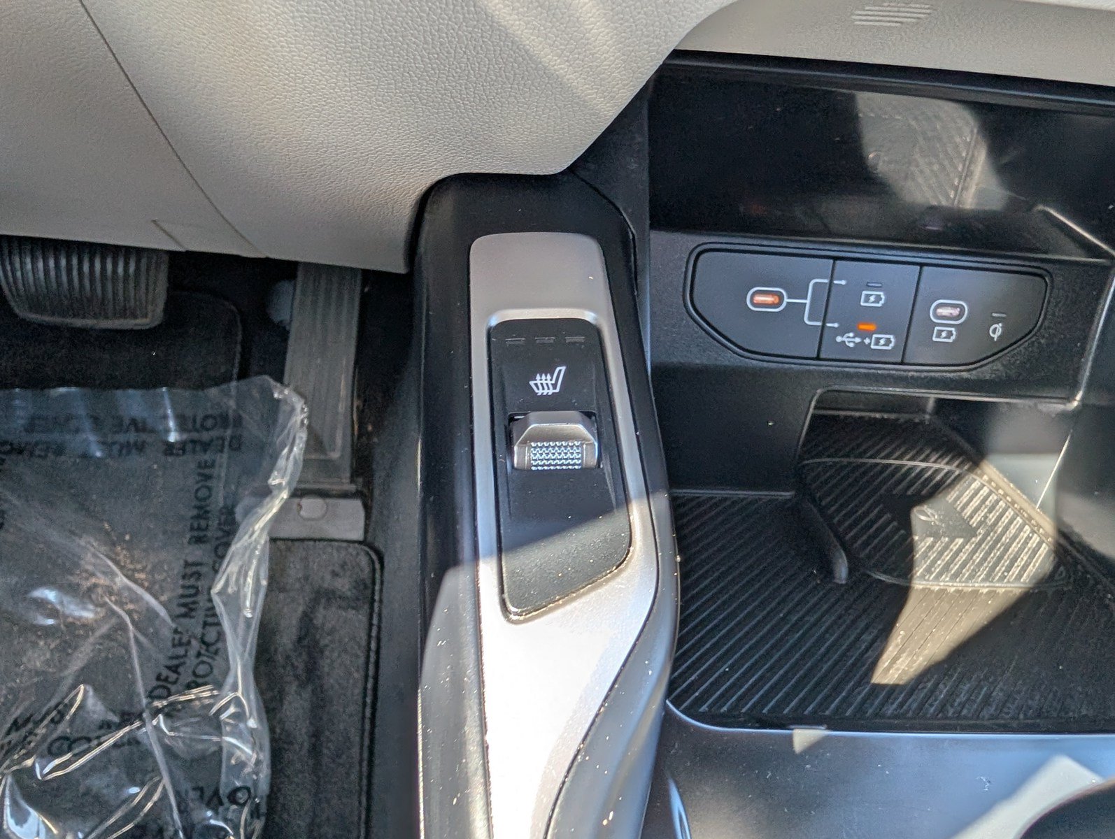 Used 2024 Kia Sorento S w/ Panoramic Sunroof Package AWD/4WD image 33