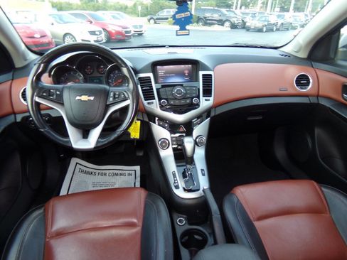 Used 2014 Chevrolet Cruze LT w/ RS Package image 18