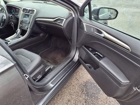 Used 2016 Ford Fusion SE w/ Equipment Group 202A FWD image 80