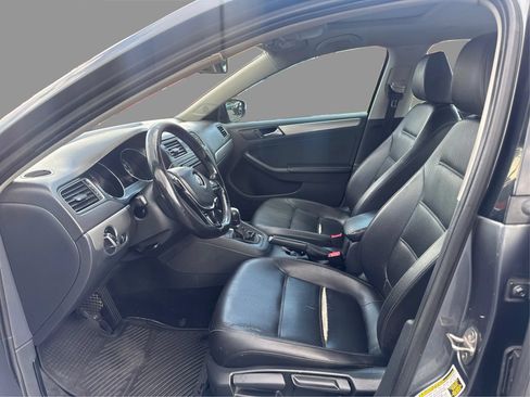 Used 2015 Volkswagen Jetta SE FWD image 10