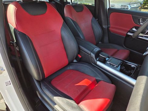 Used 2022 Mercedes-Benz GLA 35 AMG AMG GLA 35 image 11