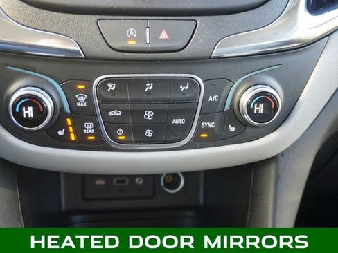 Used 2023 Chevrolet Equinox LT w/ Driver Convenience Package image 17