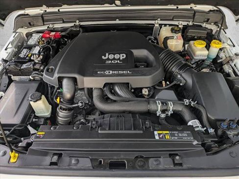 Used 2020 Jeep Wrangler Unlimited Sport AWD/4WD image 23