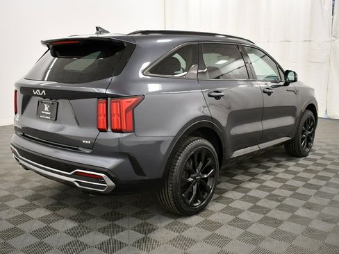 Certified 2023 Kia Sorento SX image 8