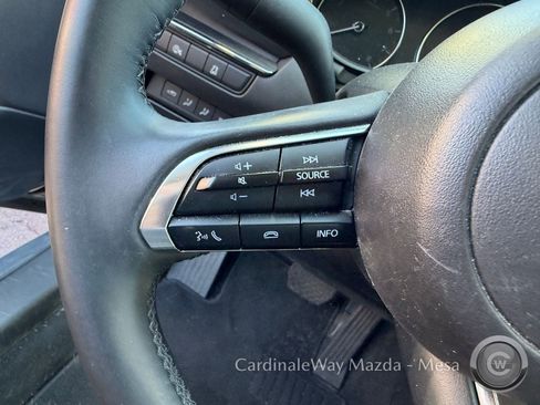 Used 2024 MAZDA MAZDA3 s image 8