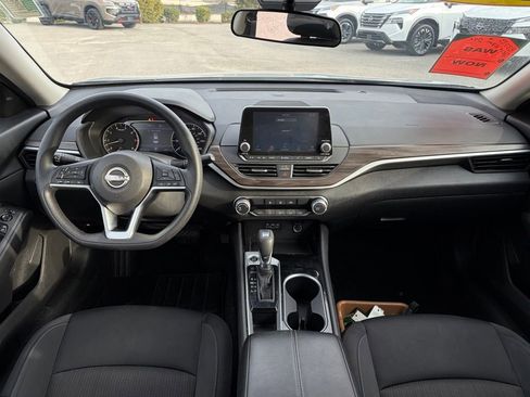 Certified 2024 Nissan Altima 2.5 SV image 24