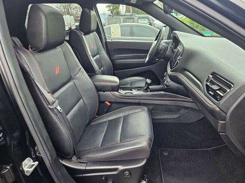 Certified 2025 Dodge Durango GT image 38