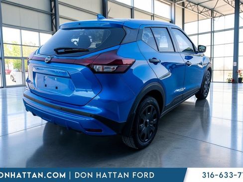 Used 2022 Nissan Kicks S FWD image 28