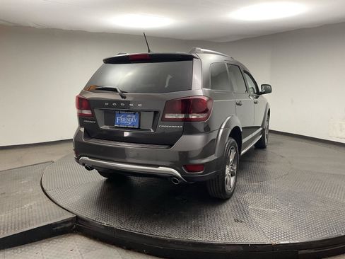 Used 2017 Dodge Journey Crossroad w/ Popular Equipment Group FWD image 7