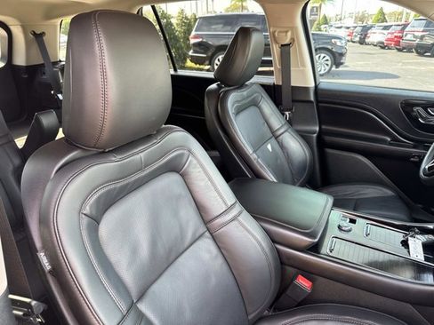 Certified 2024 Lincoln Aviator Reserve w/ Equipment Group 201A image 21
