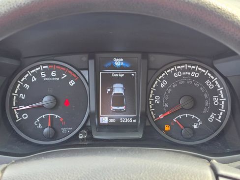 Used 2021 Toyota Tacoma SR w/ SR Convenience Package AWD/4WD image 20