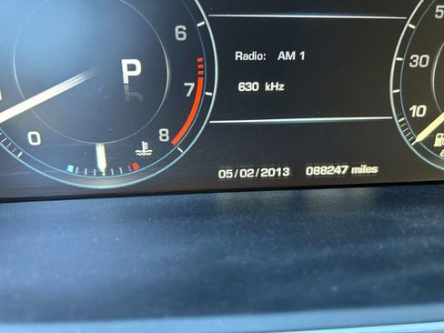 Used 2016 Land Rover Range Rover HSE image 16