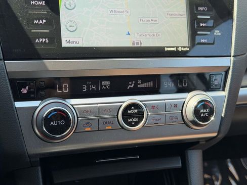 Used 2017 Subaru Outback 2.5i Touring w/ Popular Package #5A image 24