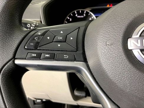 Used 2024 Nissan Altima 2.5 SV AWD/4WD image 26