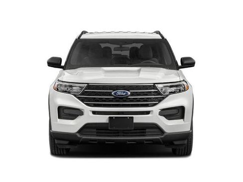 Certified 2020 Ford Explorer XLT w/ Equipment Group 202A AWD/4WD image 4