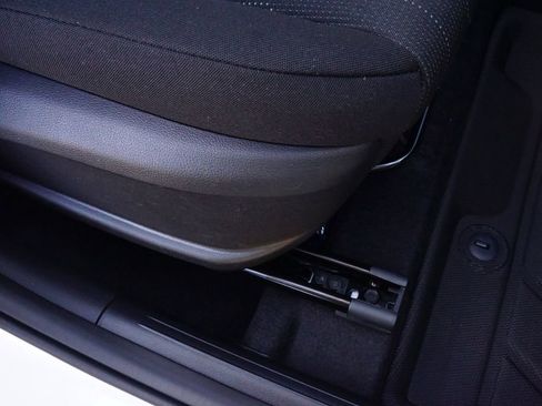 New 2026 Hyundai Venue SE image 23