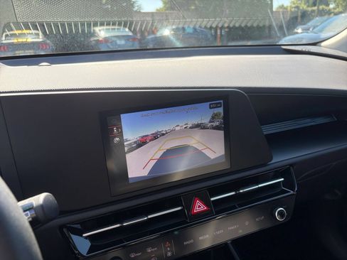 Used 2026 Kia Niro LX FWD image 22