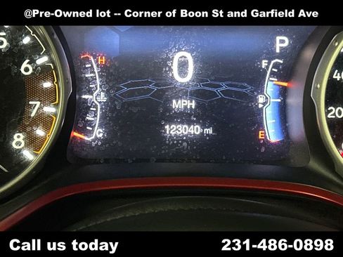 Used 2018 Jeep Compass Trailhawk w/ Leather Interior Group AWD/4WD image 24