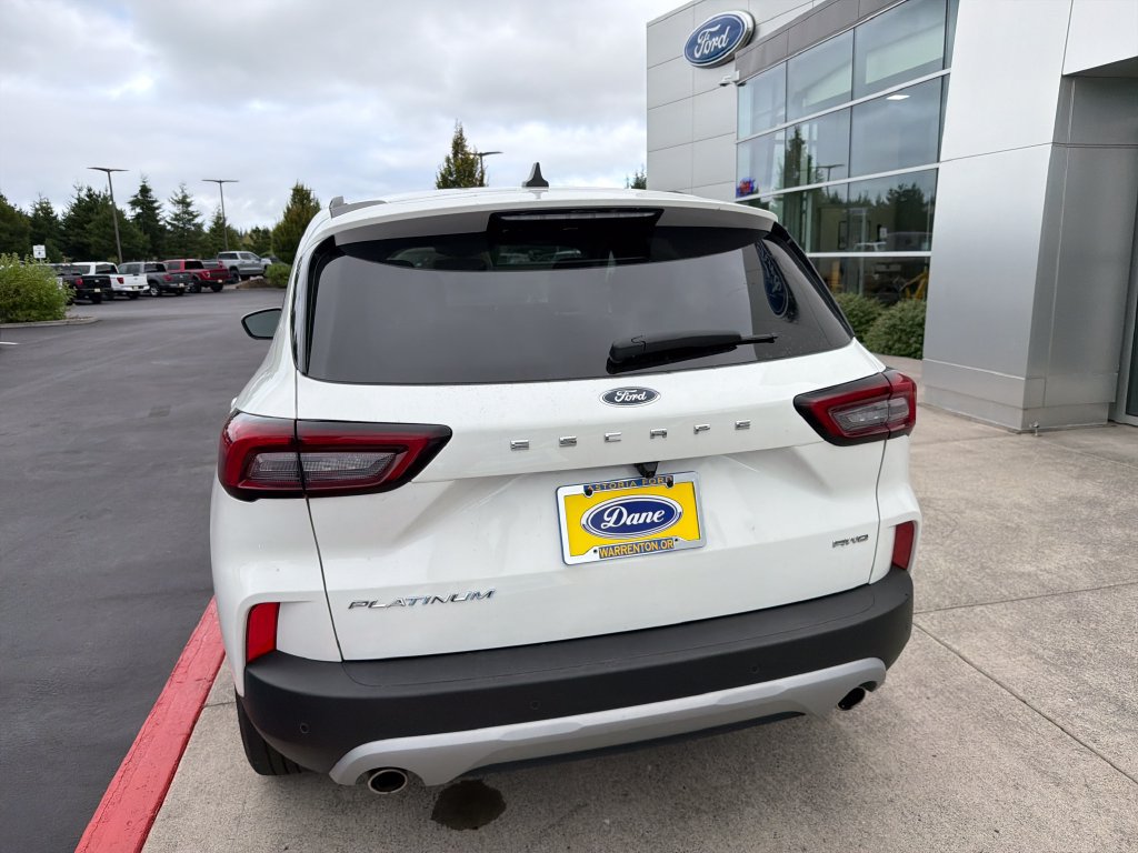 Used 2024 Ford Escape Platinum AWD/4WD image 3