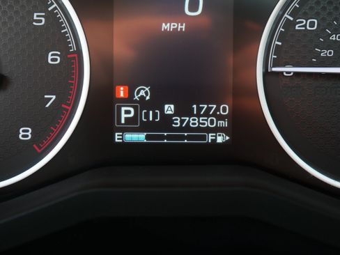 Used 2023 Subaru Forester Premium AWD/4WD image 36