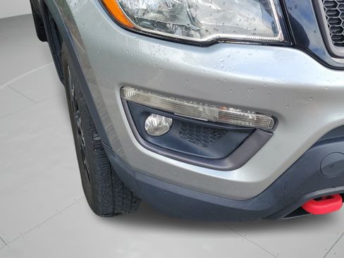 Used 2021 Jeep Compass Trailhawk AWD/4WD image 14