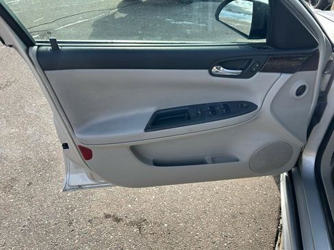 Used 2015 Chevrolet Impala LTZ image 14