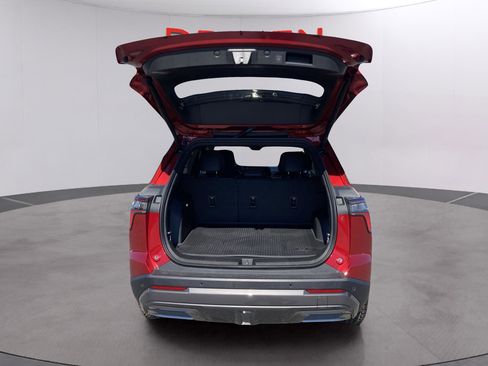 New 2026 Chevrolet Equinox ACTIV w/ LPO, Floor Liner Package image 13