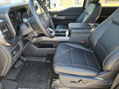 New 2026 Ford F250 Lariat w/ Black Appearance Package image 23