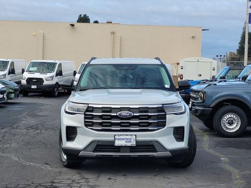 New 2026 Ford Explorer Active image 25