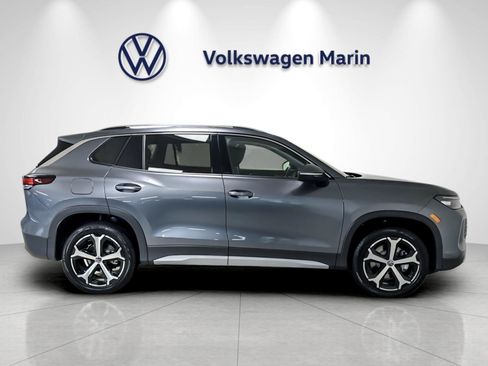 New 2026 Volkswagen Tiguan SE AWD/4WD image 6