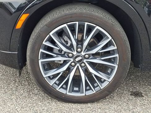 Used 2024 Cadillac XT4 Sport AWD/4WD image 6