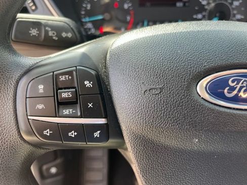 Used 2022 Ford Escape SE FWD image 16