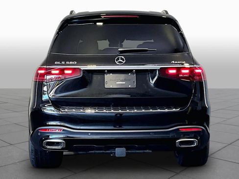 New 2026 Mercedes-Benz GLS 580 4MATIC image 4
