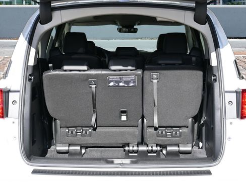 New 2026 Honda Odyssey EX-L image 9