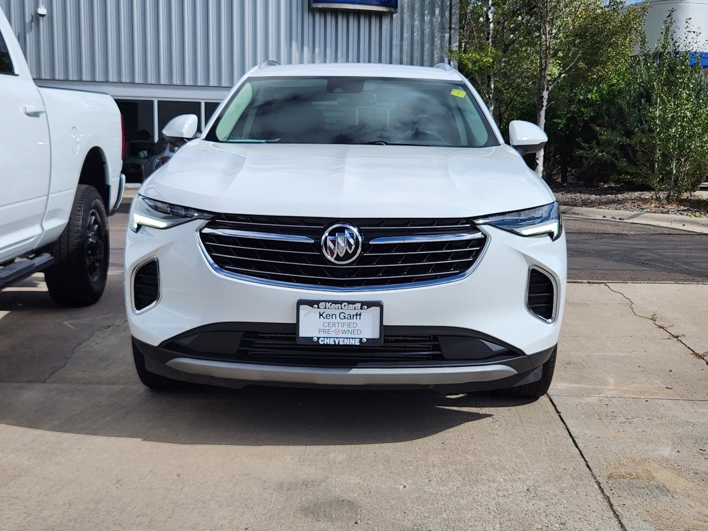 Used 2022 Buick Envision Essence w/ Safety Package AWD/4WD image 4