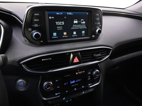 Used 2020 Hyundai Santa Fe SEL w/ Convenience + Premium Package image 22