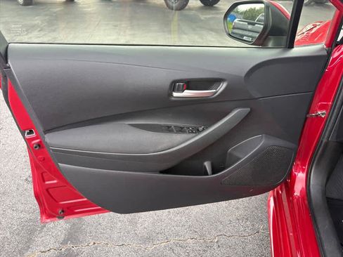 Used 2021 Toyota Corolla LE FWD image 21