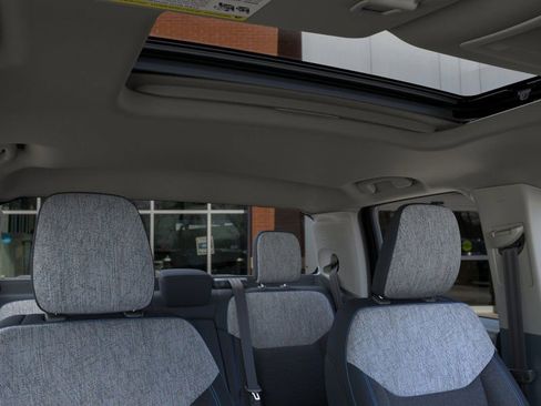 New 2025 Ford Maverick XLT image 12