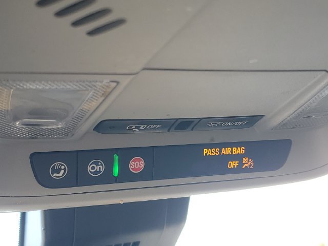 Used 2022 GMC Terrain SLE w/ Driver Convenience Package FWD image 29