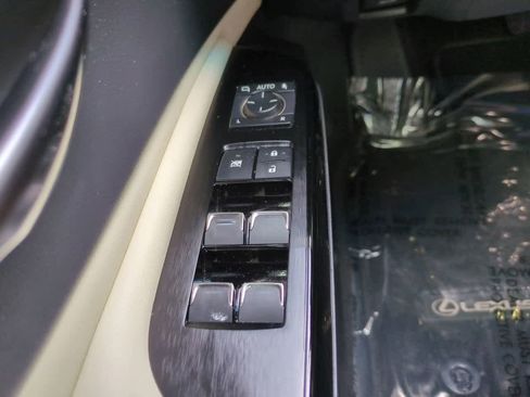 Used 2022 Lexus ES 300h image 23