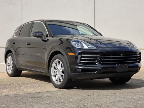 Used 2020 Porsche Cayenne image 6